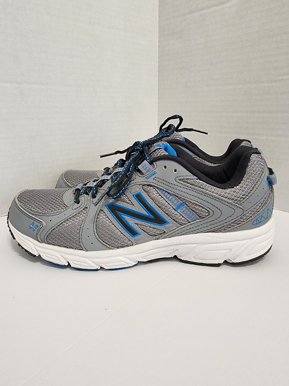 New Balance 402 WE402GE1 Gray Blue Running Shoes Women's 11 Wide